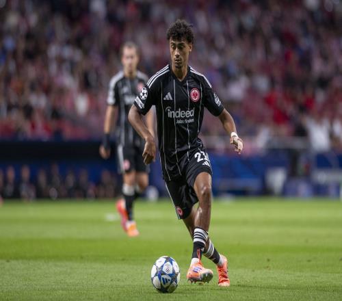 格林与奥利,尼克篮下激,烈碰撞,太阳城娱乐城,太阳城娱乐官网,澳门太阳城娱乐场